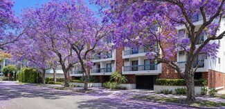 Plus de détails pour 320 S Arnaz Dr, Los Angeles, CA - Logement à vendre
