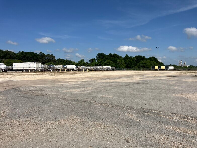 6315 Highway 347, Beaumont, TX à louer - Photo de l’immeuble – Image 3 sur 6