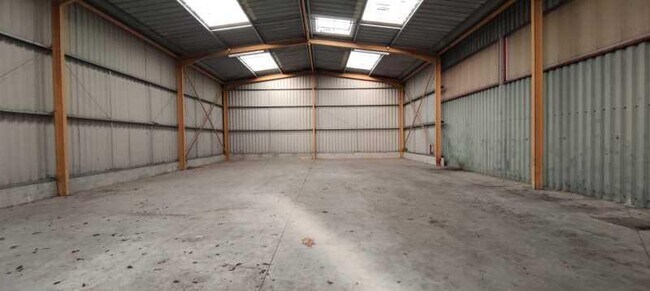 Plus de détails pour Industriel/Logistique à vendre