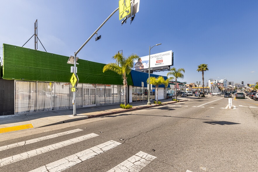 6116-6144 W Pico Blvd, Los Angeles, CA à vendre - Photo principale – Image 2 sur 15