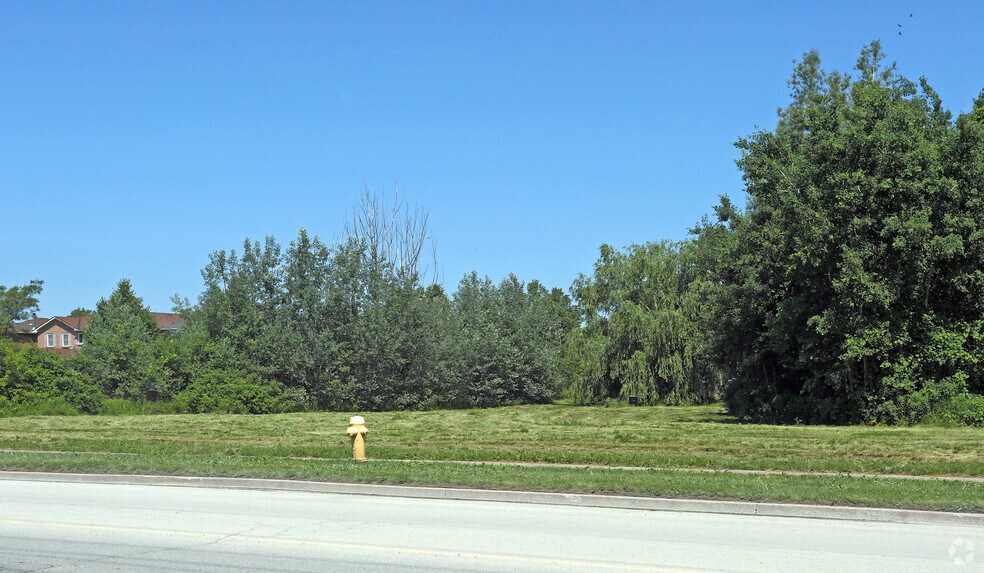 1520 Notion Rd, Pickering, ON à vendre - Photo de l’immeuble – Image 3 sur 3