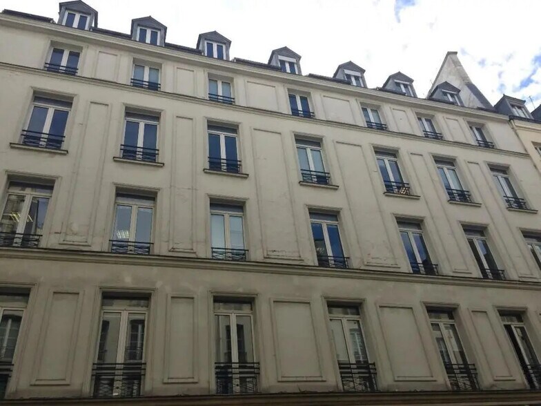10 Rue Du Faubourg Montmartre, Paris à louer - Photo de l’immeuble – Image 1 sur 6