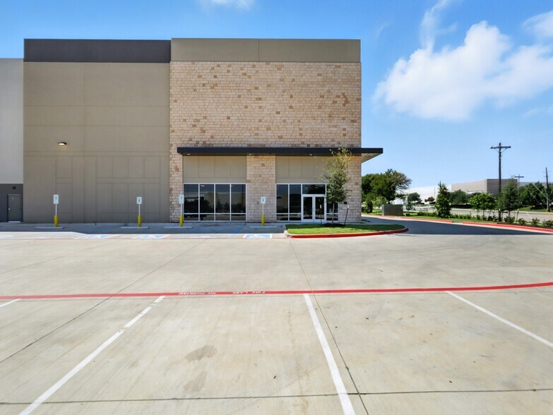 Lakeside & Gerault Pky, Flower Mound, TX à louer - Photo de l’immeuble – Image 2 sur 29