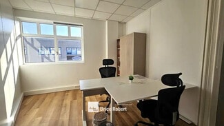 Plus de détails pour 99 Rue De Gerland, Lyon - Bureau à louer