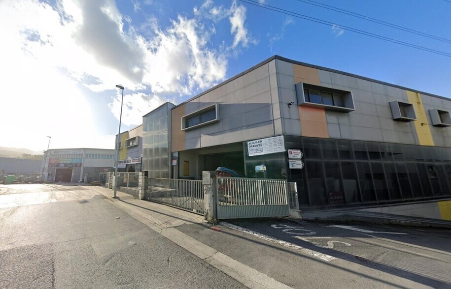 Bureau dans Santurtzi à vendre - Photo de l’immeuble – Image 1 sur 13