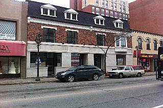 41-45 Queen St E, Brampton, ON à louer - Photo de l’immeuble – Image 2 sur 3