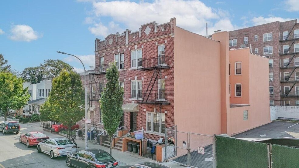 522 Bay Ridge Ave, Brooklyn, NY à vendre - Photo de l’immeuble – Image 2 sur 19