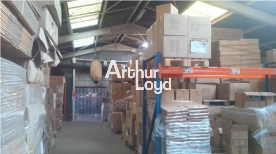 Local d'activités dans Grasse à vendre - Photo intérieure – Image 3 sur 6