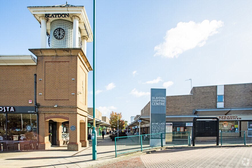 The Precinct, Blaydon On Tyne à louer - Photo de l’immeuble – Image 3 sur 5