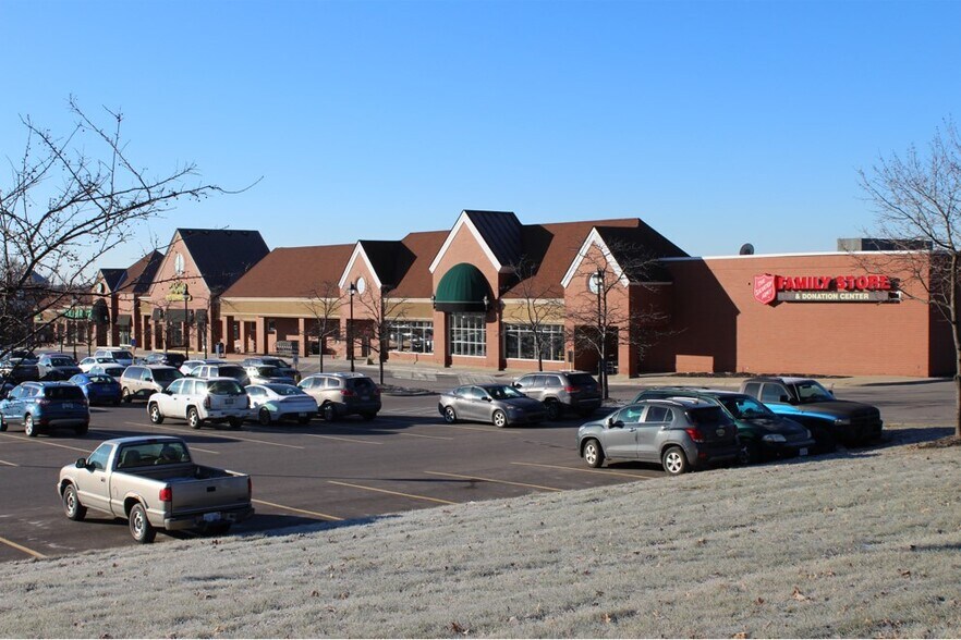 6365-6555 Sashabaw Rd, Clarkston, MI à louer - Photo de l’immeuble – Image 3 sur 6