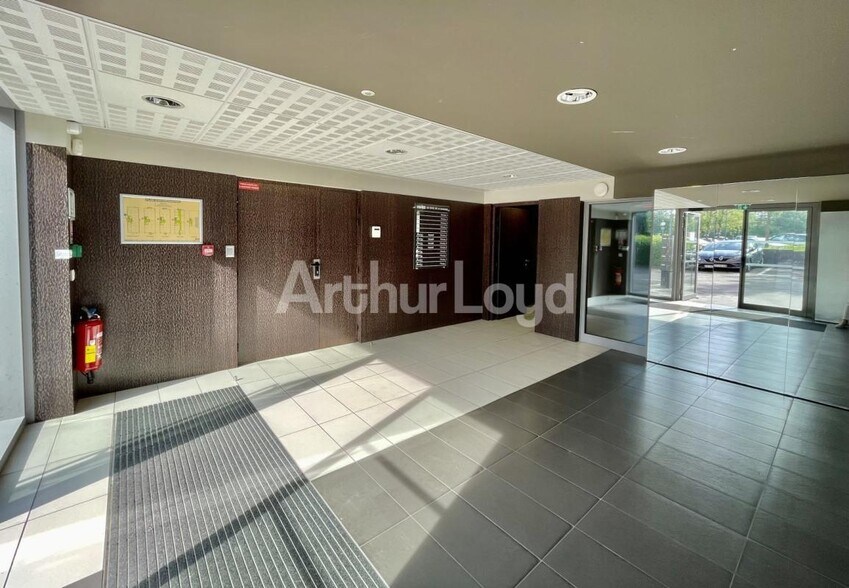 157 Bis Avenue De La Marne, Marcq-en-Barœul à louer - Hall d’entrée – Image 2 sur 10