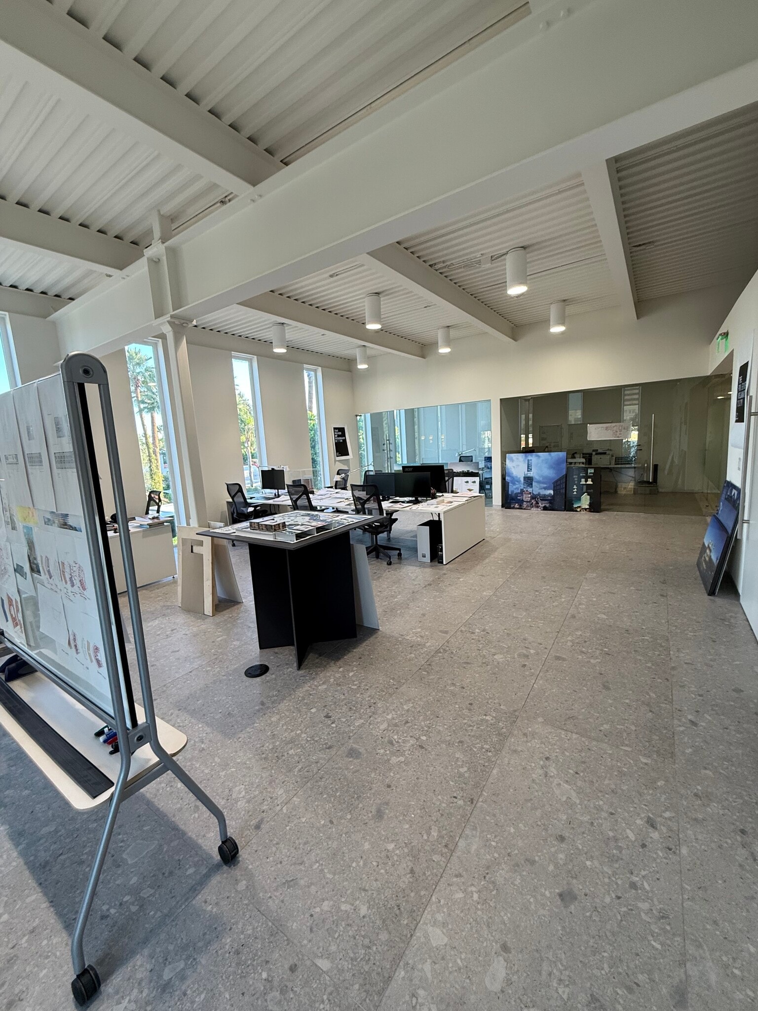 500 E Thomas Rd, Phoenix, AZ à louer Photo intérieure– Image 1 sur 1