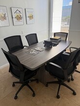 2300 Palm Beach Lakes Blvd, West Palm Beach, FL à louer Photo intérieure– Image 2 sur 9