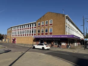 50-52 The Broadway, Crawley à louer Photo de l’immeuble– Image 1 sur 3