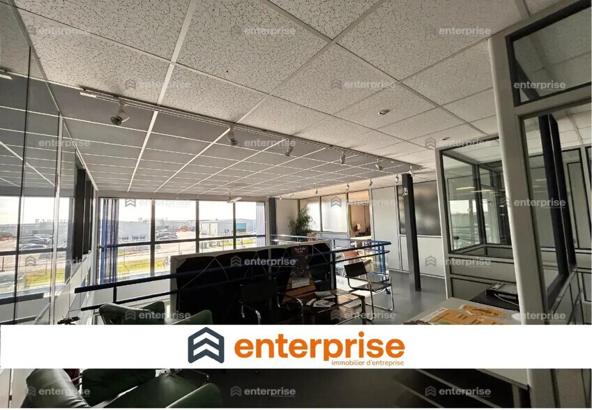 Bureau dans Amiens à louer - Photo intérieure – Image 1 sur 4