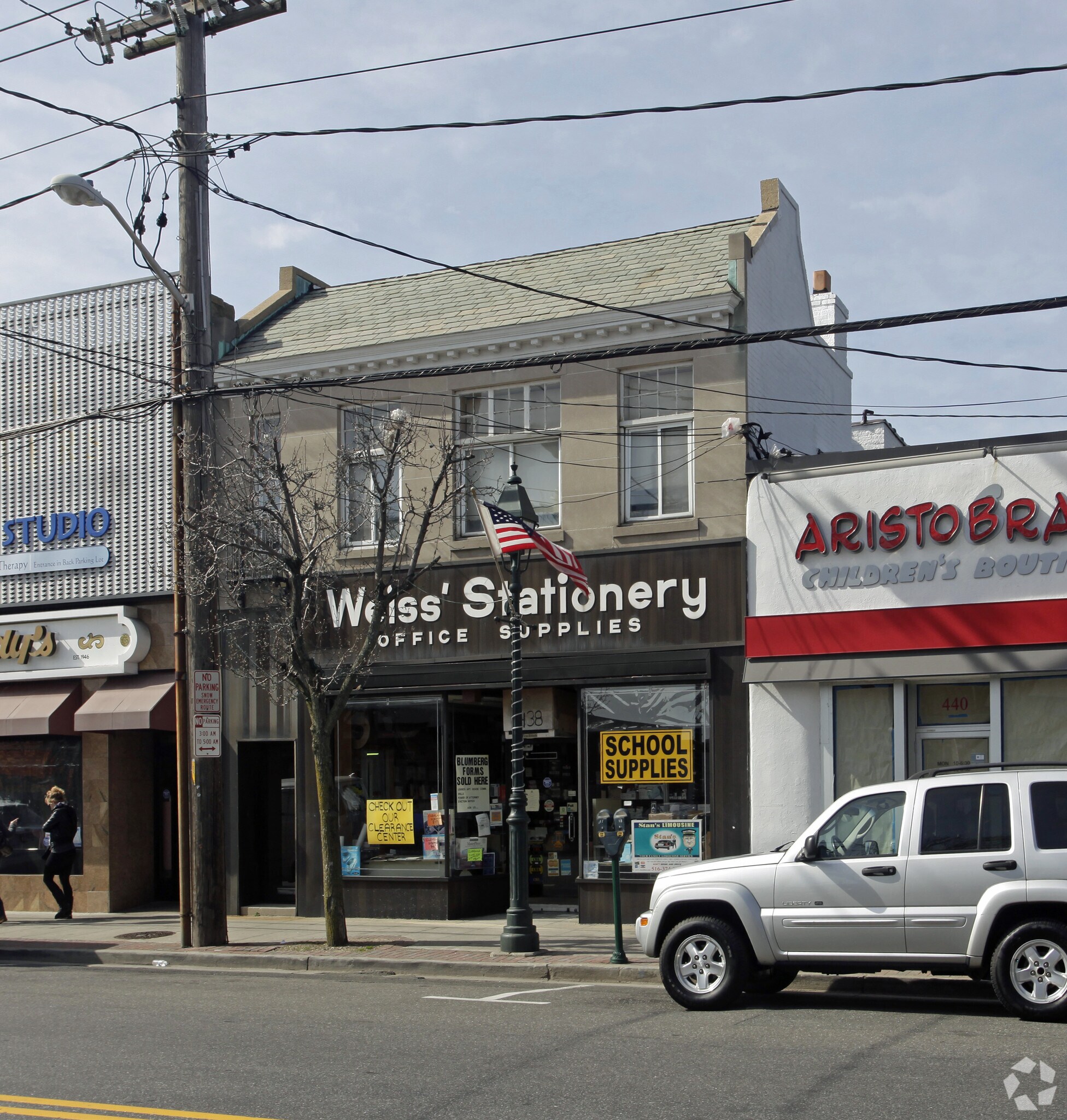 438 Central Ave, Cedarhurst, NY à louer Photo principale– Image 1 sur 20