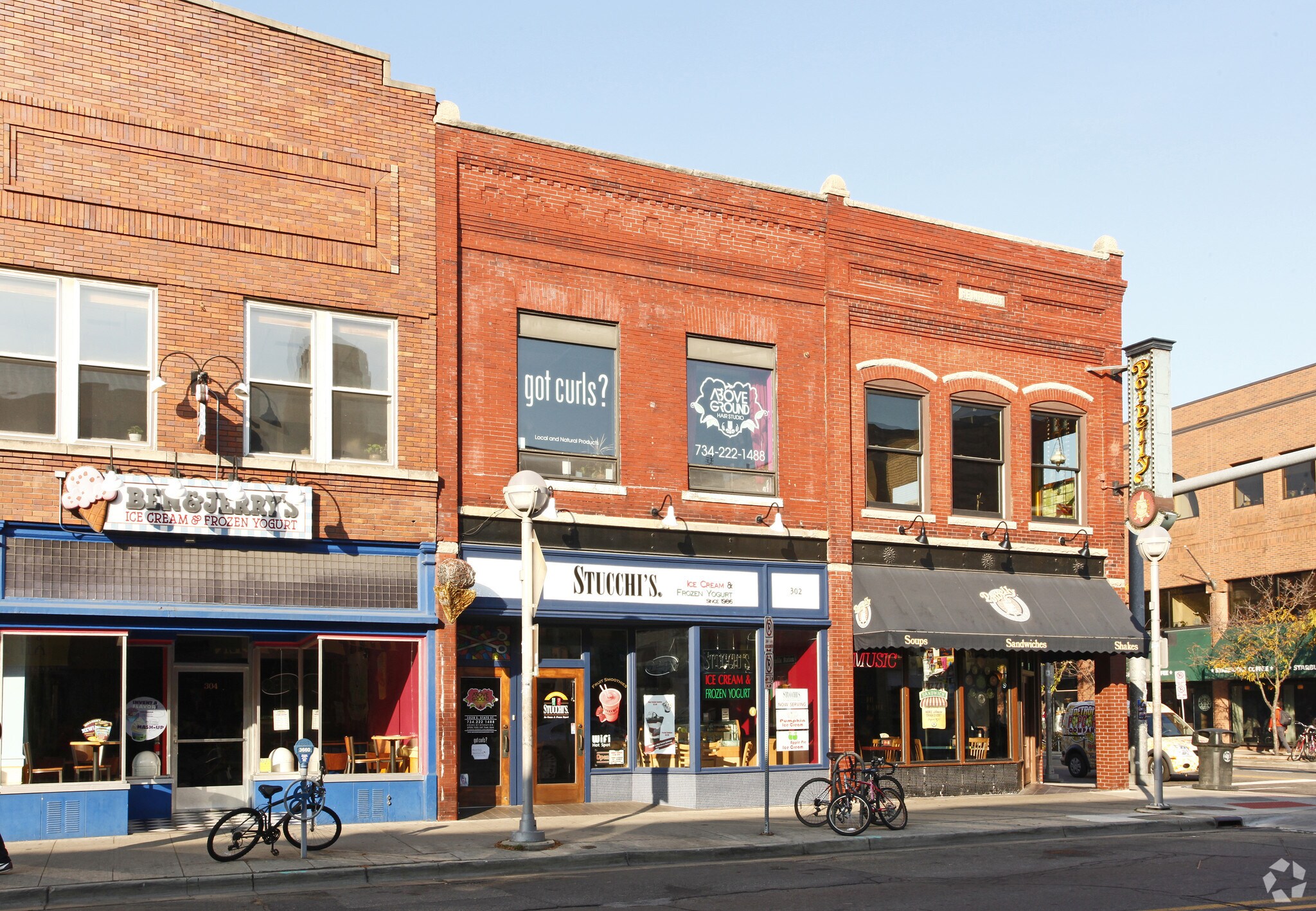 302 S State St, Ann Arbor, MI à louer Photo principale– Image 1 sur 10