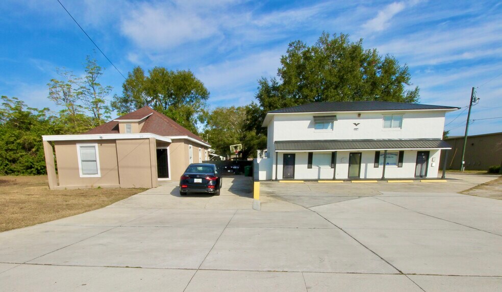 610 Dundee Rd, Dundee, FL à vendre - Photo principale – Image 1 sur 52