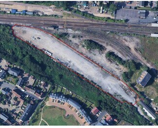 Plus de détails pour 45 Bulrush Crescent, Bury St Edmunds - Terrain à louer