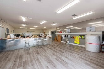 3001 Faye Rd, Jacksonville, FL à louer Photo de l’immeuble– Image 1 sur 5