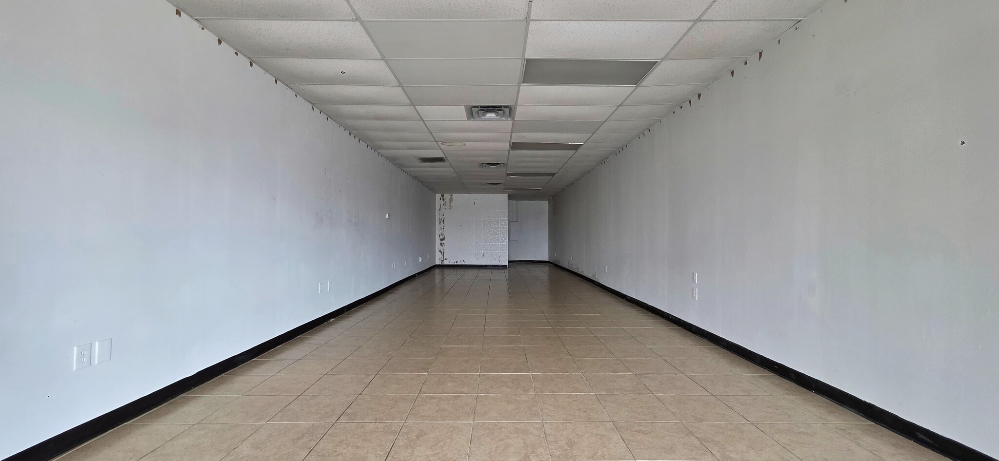 918 W Southmore Ave, Pasadena, TX à louer Photo intérieure– Image 1 sur 3
