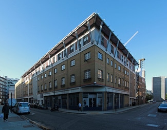 Plus de détails pour 18 Plumbers Row, Londres - Bureau/Local commercial à louer