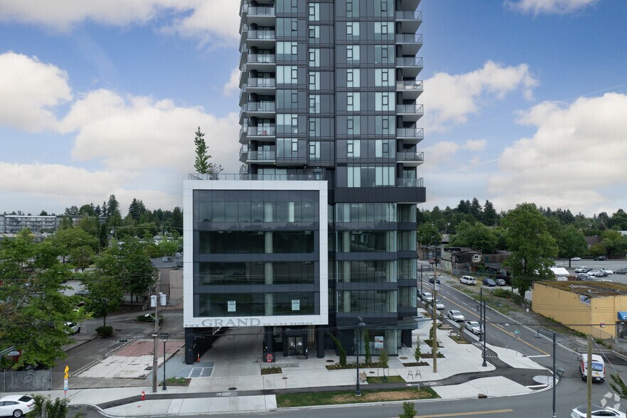 10750 King George Blvd, Surrey, BC à vendre - Photo de l’immeuble – Image 2 sur 4
