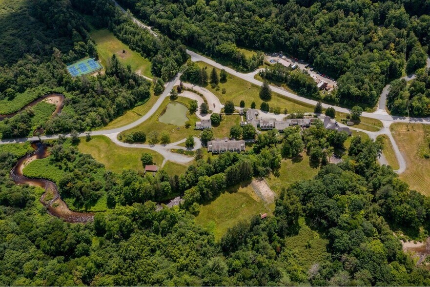 75 Billings Rd, Plymouth, VT à vendre - Photo de l’immeuble – Image 2 sur 6