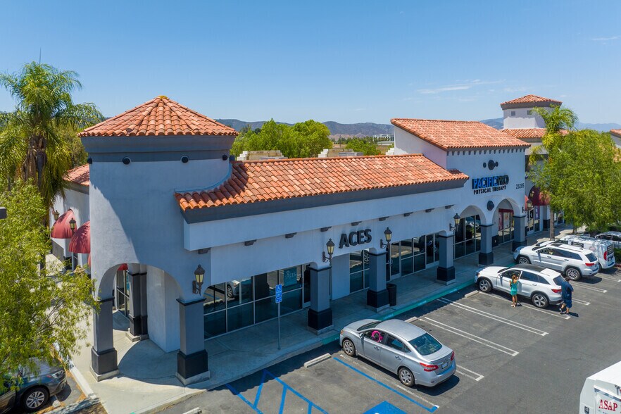 25285 Madison Ave, Murrieta, CA à louer - Photo de l’immeuble – Image 2 sur 4