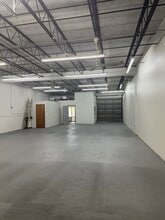 3909-3939 SW 12th Ct, Fort Lauderdale, FL à louer Photo intérieure– Image 2 sur 2