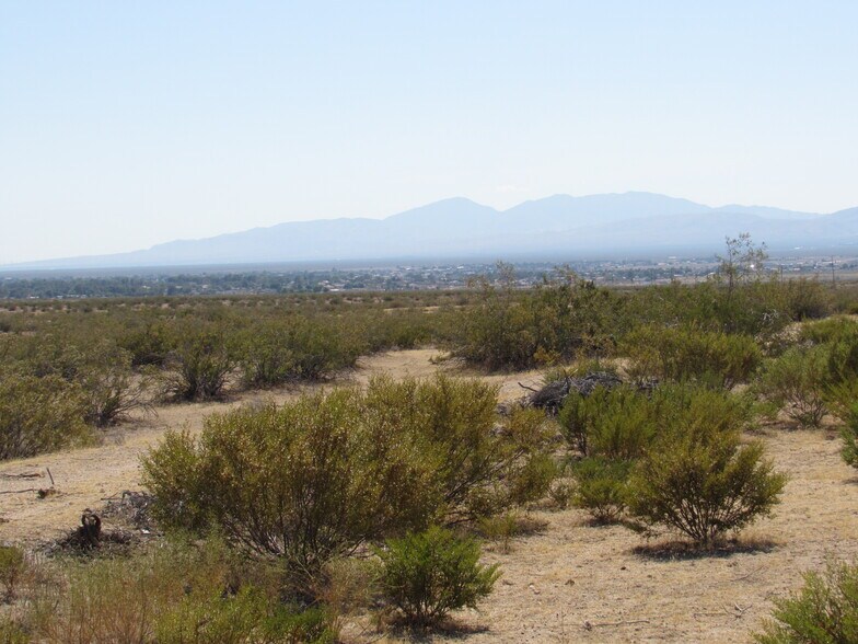 227-071-05-00-6 Lindbergh Blvd, California City, CA à vendre - Photo de l’immeuble – Image 3 sur 11