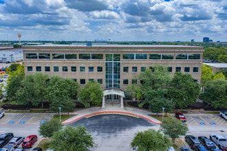 1310 Rankin Rd, Houston, TX à louer Photo intérieure– Image 1 sur 1