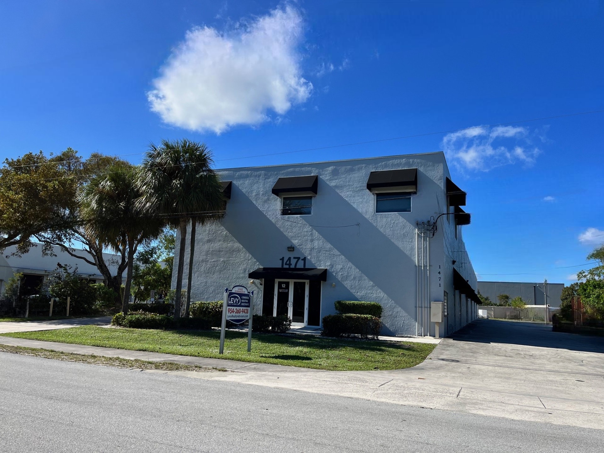 1471 SW 30th Ave, Deerfield Beach, FL à louer Photo de l’immeuble– Image 1 sur 4