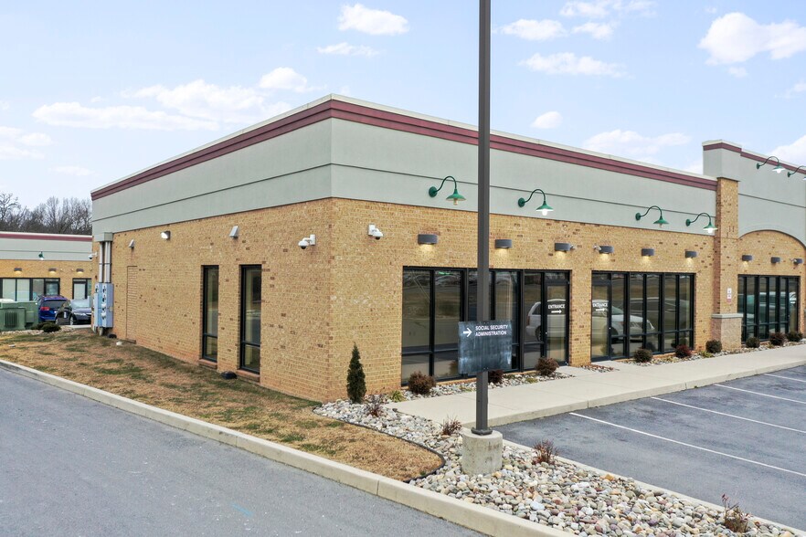 15 Compass Pt, Martinsburg, WV à louer - Photo principale – Image 1 sur 14