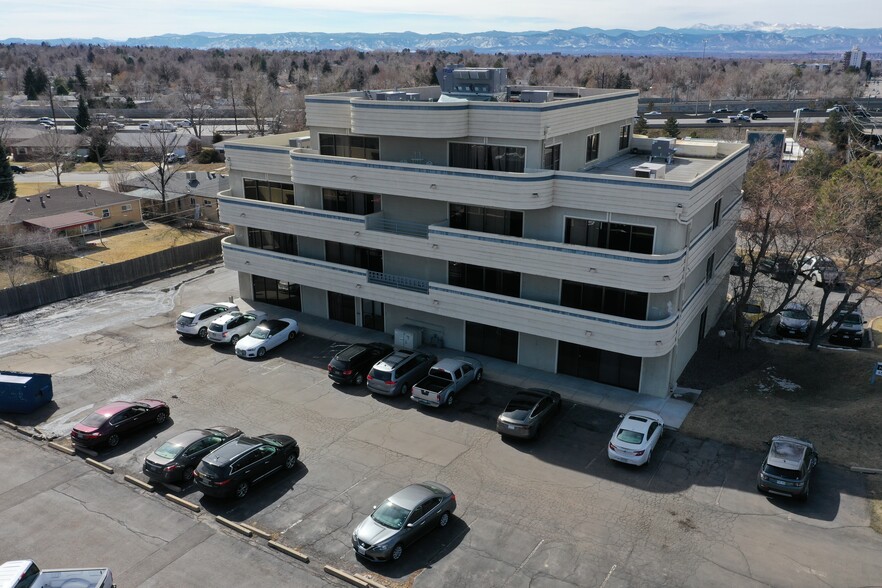 5500 E Yale Ave, Denver, CO à louer - Photo de l’immeuble – Image 1 sur 13