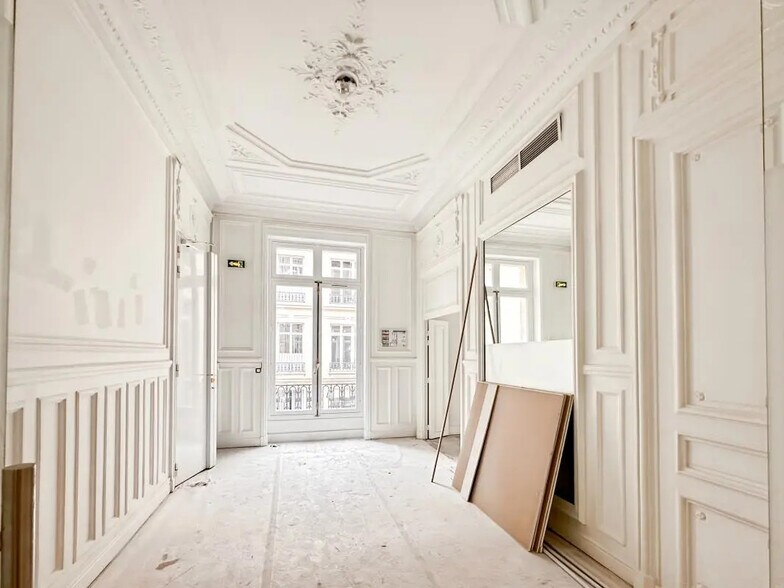Bureau dans Paris à louer - Photo de l’immeuble – Image 3 sur 8