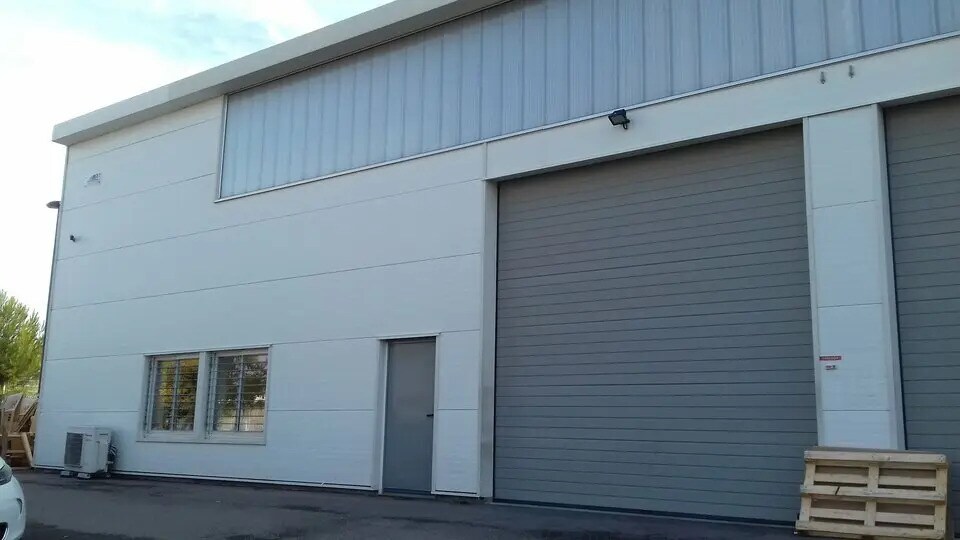 380 Allée Marie Curie, Fos-sur-Mer à louer - Photo de l’immeuble – Image 3 sur 11