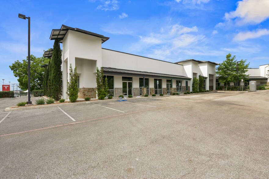 23103 W Interstate 10, San Antonio, TX à vendre - Photo de l’immeuble – Image 3 sur 22
