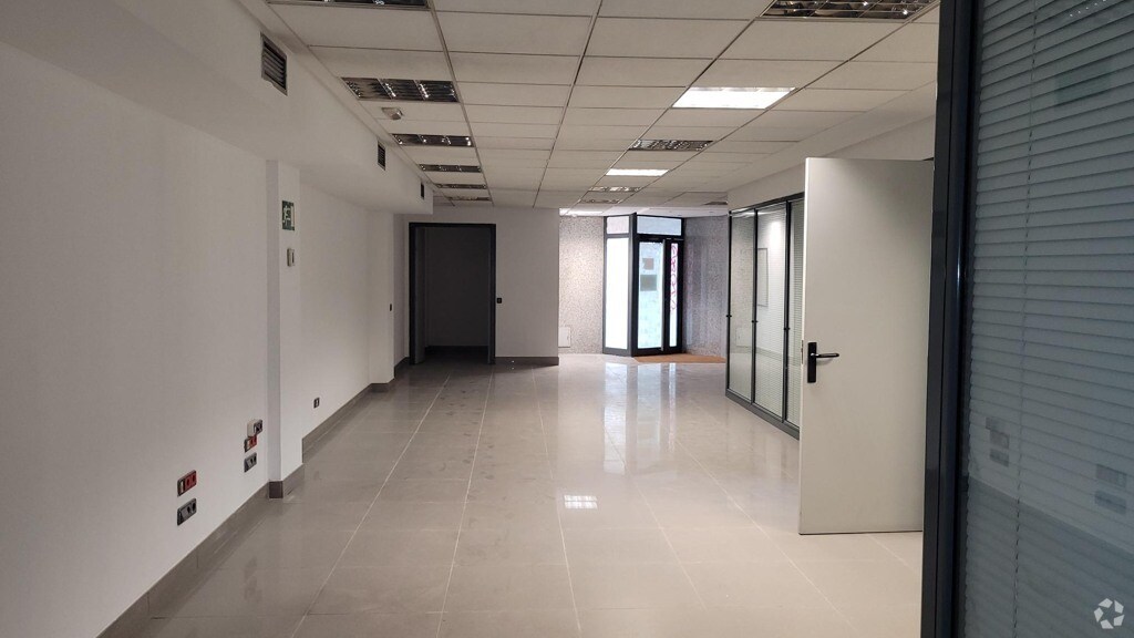 Immeuble residentiel dans Madrid, Madrid à vendre Photo intérieure– Image 1 sur 2