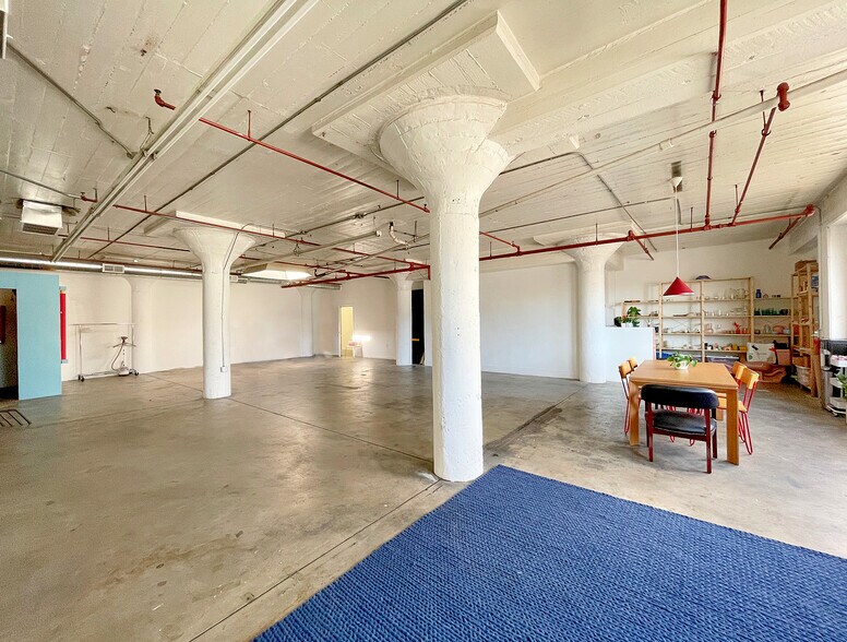 1922 E 7th Pl, Los Angeles, CA à louer - Photo intérieure – Image 2 sur 11