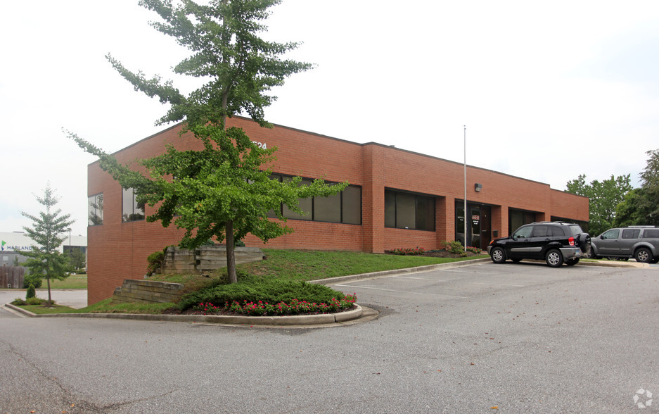 7524 WB&A Rd, Glen Burnie, MD à louer - Photo de l’immeuble – Image 2 sur 13