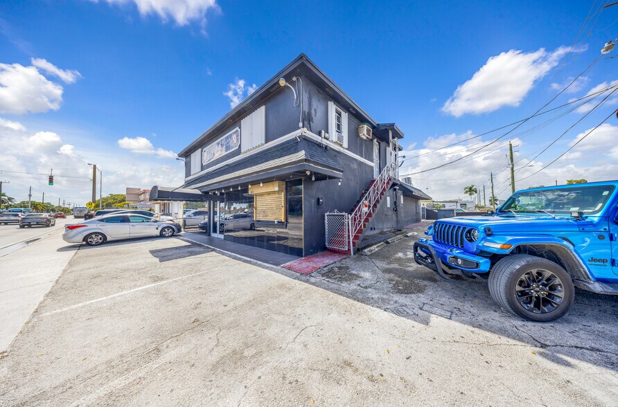 3496 NW 32nd Ave, Miami, FL à vendre - Photo de l’immeuble – Image 2 sur 31