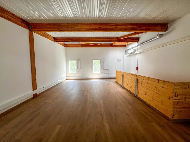 Bureau dans Avignon à louer - Photo intérieure – Image 1 sur 5