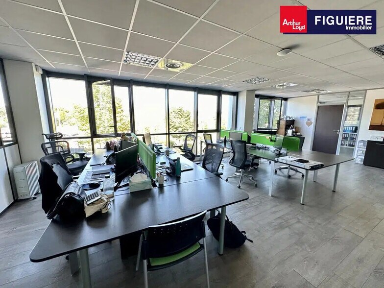 Bureau dans Aix-en-Provence à louer - Photo intérieure – Image 2 sur 9