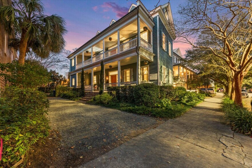 66 Warren St, Charleston, SC à vendre - Photo de l’immeuble – Image 1 sur 119
