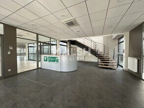 Bureau dans Miribel à louer Photo intérieure– Image 1 sur 4