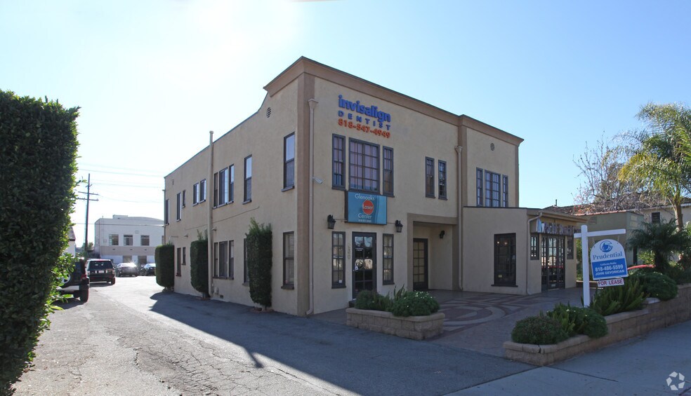 530-532 W Glenoaks Blvd, Glendale, CA à louer - Photo principale – Image 1 sur 26
