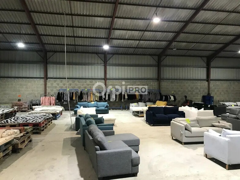 Local d’activités dans Limoges à louer - Photo de l’immeuble – Image 2 sur 6