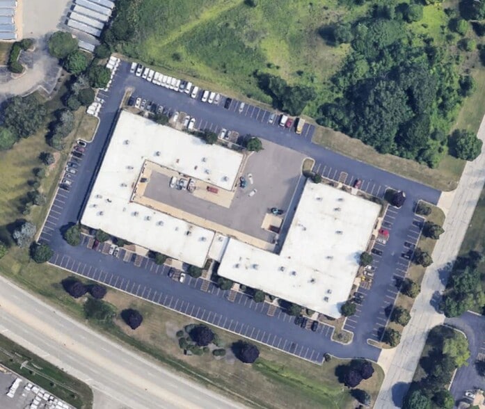 1275 W Roosevelt Rd, West Chicago, IL à louer - Photo de l’immeuble – Image 3 sur 4