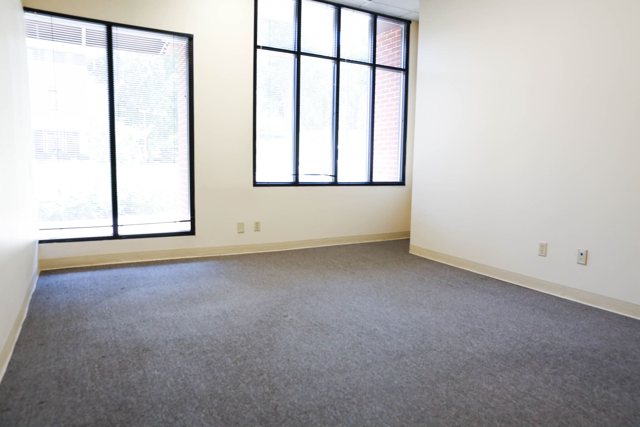 626 Minnesota Ave, Kansas City, KS à louer Photo intérieure– Image 1 sur 13